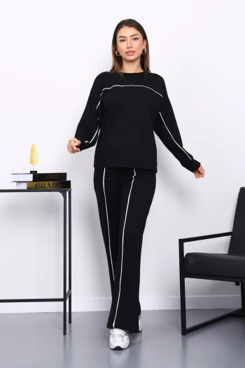 Siyah Biye Detaylı Sweat Pantolonlu Takım
