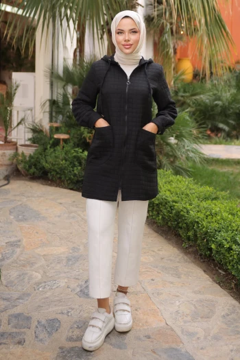 Siyah Kapitone Fermuarlı Cepli Kap