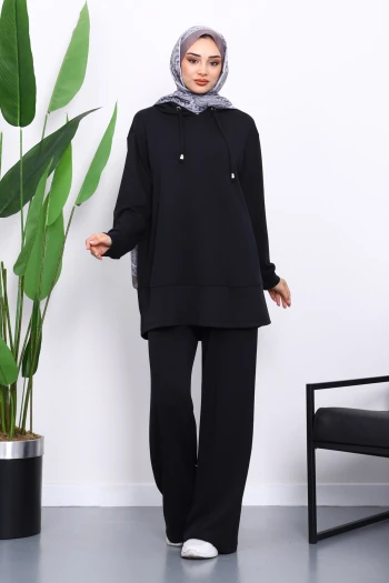 Siyah Kapşonlu Tunik Pantolonlu Takım