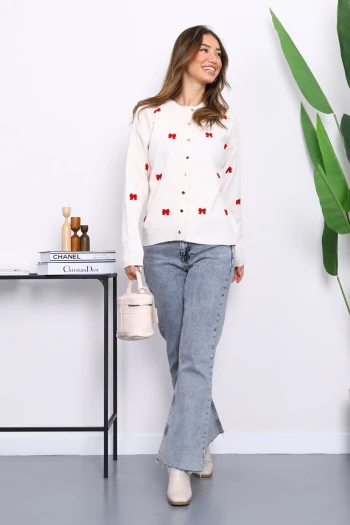 Taş Fiyonk Nakışlı Triko Hırka