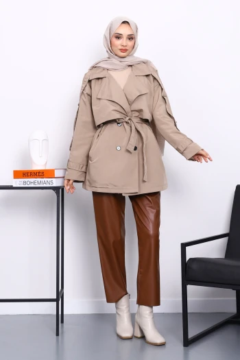 Vizon Kruvaze Yaka Astarlı Kısa Trençkot