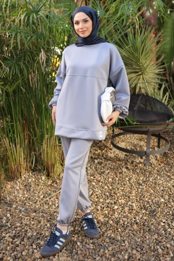 Gri Armalı Tunik Pantolonlu Takım