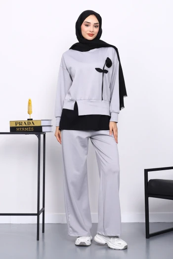 Gri Bisiklet Yaka Gül Detaylı Tunik Pantolonlu Modal Takım