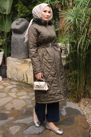 Haki Kapüşonlu Fermuarlı Kapitone Mont