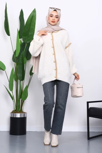 Krem Balon Kol Düğmeli Triko Hırka