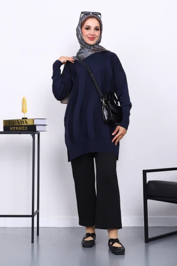 Lacivert Bisiklet Yaka Soğuk İplik Triko Tunik