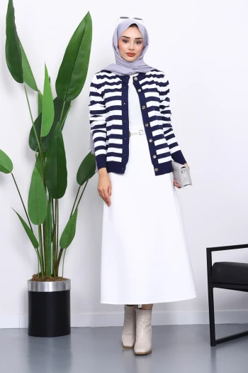 Lacivert Düğmeli Soğuk İplik Triko Hırka