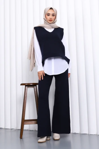 Lacivert Gömlekli Üçlü Triko Takım