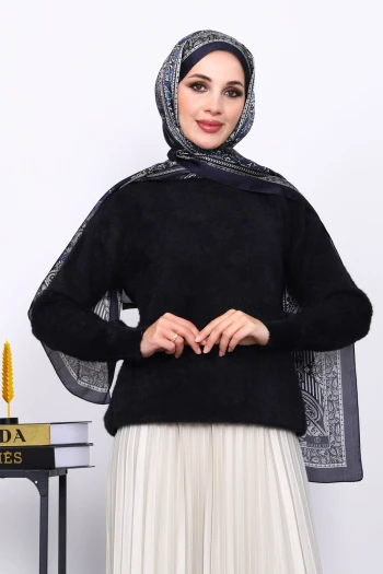 Siyah Bisiklet Yaka Angora Yumoş Triko Kazak