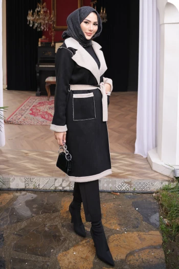 Siyah Kruvaze Yaka İçi Kürklü Süet Kaban