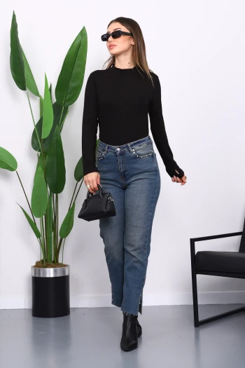 Siyah Parmak Geçme Detaylı Body