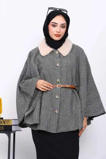 Siyah Yaka Kürklü Kemerli Panço