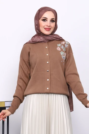 Vizon Nakışlı Düğmeli Triko Hırka