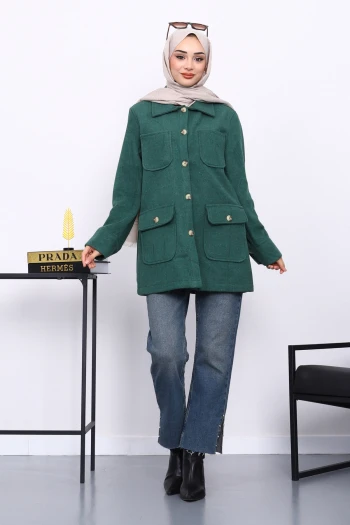 Yeşil Cepli Düğmeli Kaşe Ceket