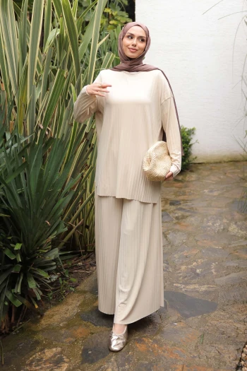 Açık Bej Piliseli Sandy Tunik Pantolon Takım
