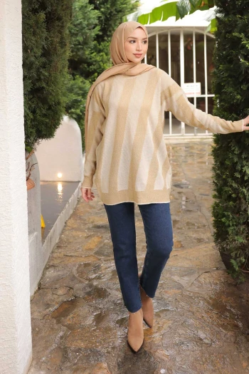 Bej Desenli Simli Triko Kazak