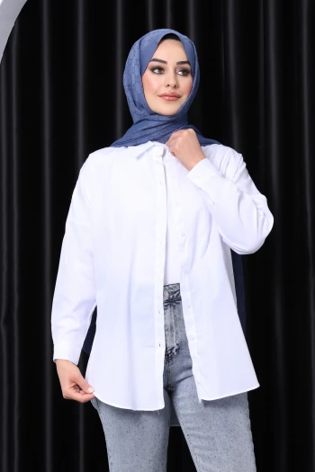 Beyaz Düğmeli Salaş Terikoton Gömlek