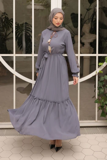 Gri Eteği Katlı Kuşaklı Şifon Elbise