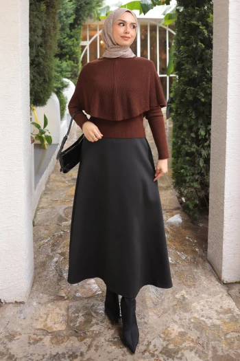 Kahverengi Pelerin Detaylı Fitilli Triko Kazak