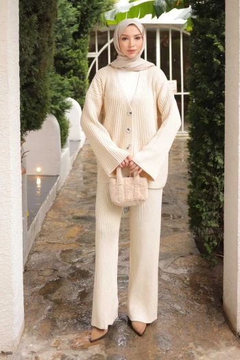 Krem Selanik Örme Hırka Pantolonlu Triko Takım