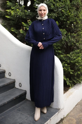 Lacivert Pelerin Detaylı Uzun Triko Elbise