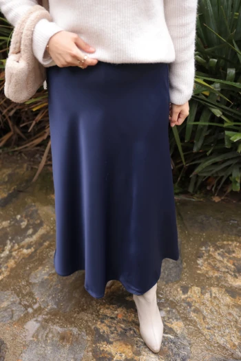 Lacivert Uzun Saten Etek