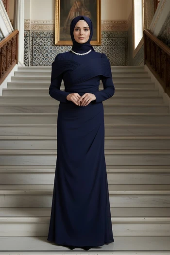 Lacivert Yakası Taş Detaylı Omuzu Kat Drapeli Abiye