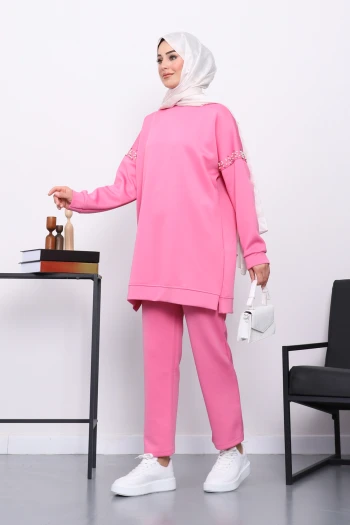 Pembe Omzu İncili Scuba Takım