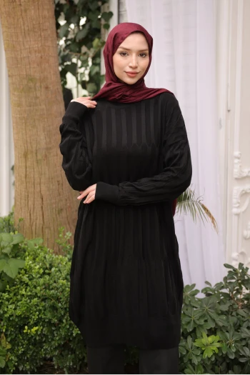 Siyah Bisiklet Yaka Merserize Salaş Triko Tunik