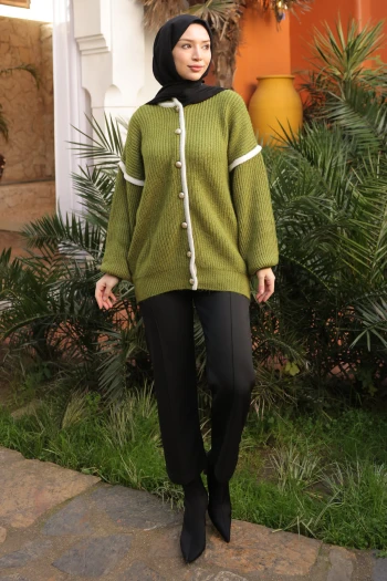 Yeşil Balon Kol Düğmeli Triko Hırka