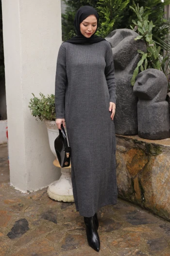 Antrasit Dik Yaka Fitilli Triko Elbise