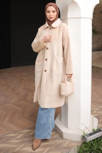 Bej Cepli Düğmeli Angora Kaban