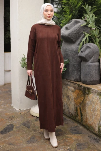 Kahverengi Dik Yaka Fitilli Triko Elbise