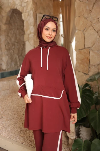 Koyu Bordo Kapüşonlu Renk Bloklu Tunik Pantolonlu Takım