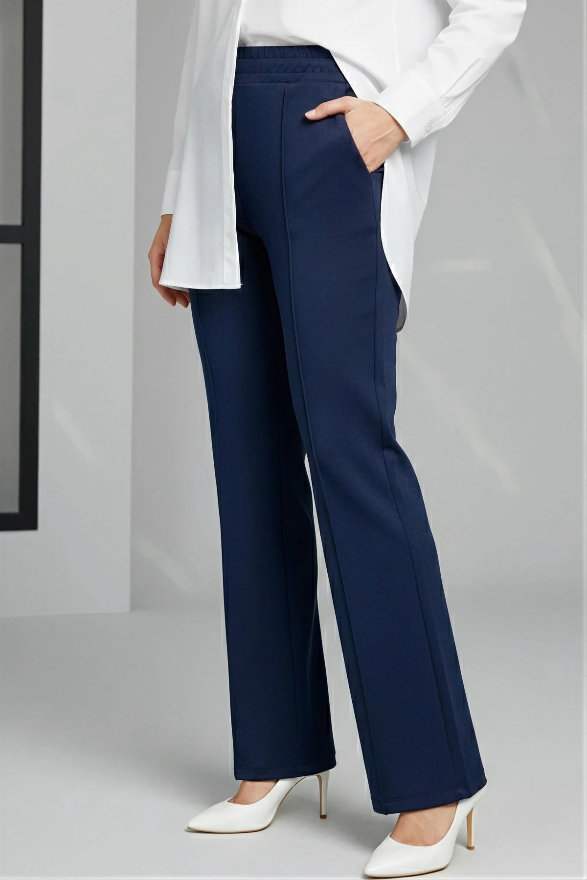 Lacivert Bel Lastikli Çimalı Scuba Pantolon