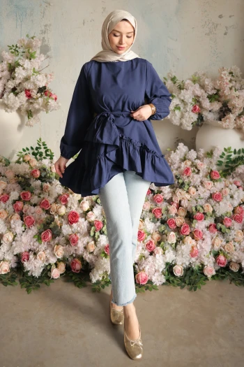 Lacivert Eteği Katlı Fırfırlı Tunik