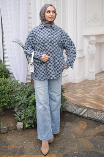 Lacivert Renk Bloklu Püsküllü Oversize Gömlek