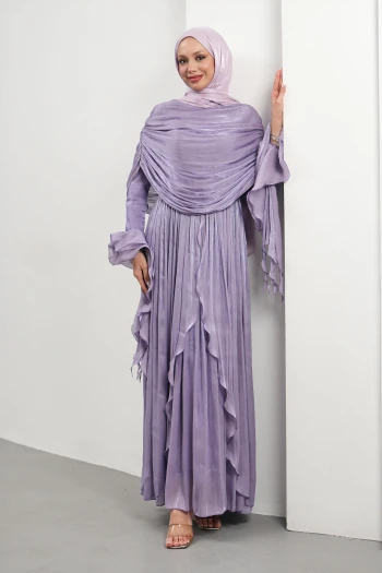 Lila Seyyar Pelerinli Fırfırlı Abiye