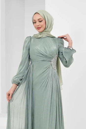 Mint Yeşili Kolu Lastikli Taş Detaylı Abiye