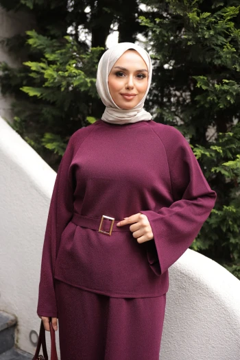 Mürdüm Bel Kemer Detaylı Kazak Etekli Triko Takım