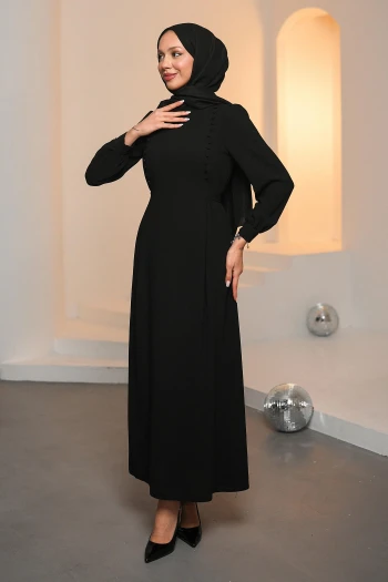 Siyah Düğme Detaylı Kuşaklı Abiye