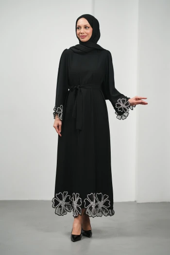 Siyah Kol Ve Etek Ucu Çiçek Taşlı Abiye