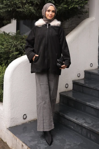 Siyah Yaka Kürk Detaylı Süet Ceket