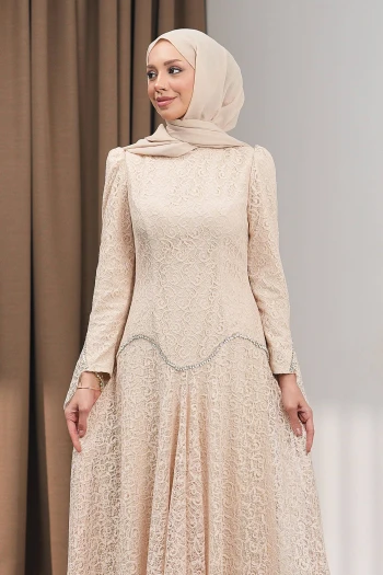 Bej Güpürlü Astarlı Taşlı Abiye