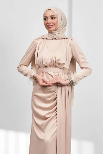 Bej Kemerli Önü Drapeli Balık Model Saten Abiye