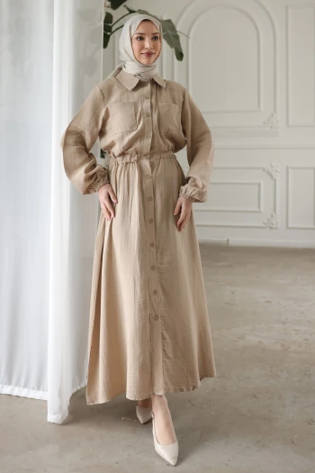Bej Kol Ve Bel Lastikli Düğmeli Çift Cepli Elbise