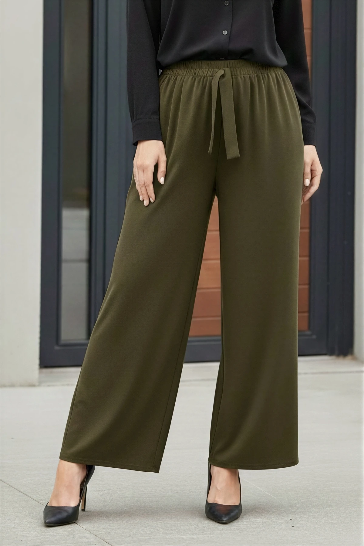 Haki Bol Paça Sandy Pantolon