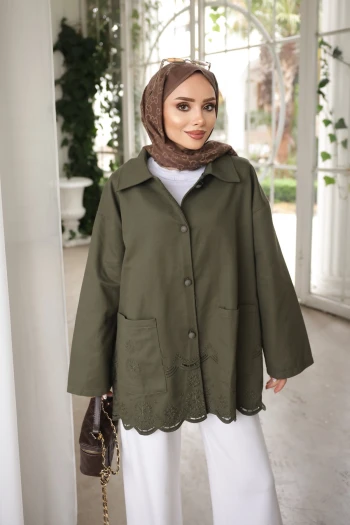 Haki Eteği Nakış İşlemeli Gabardin Ceket