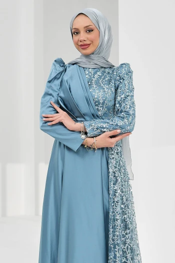 İndigo Önü Drapeli Pul Payetli Saten Abiye