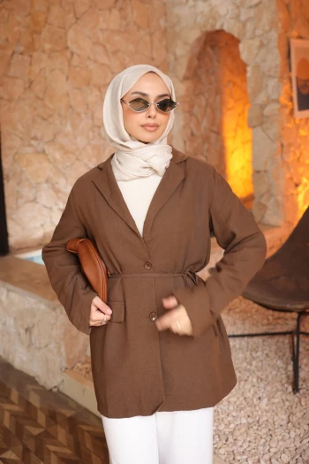 Kahverengi Düğmeli İp Detaylı Astarlı Ceket